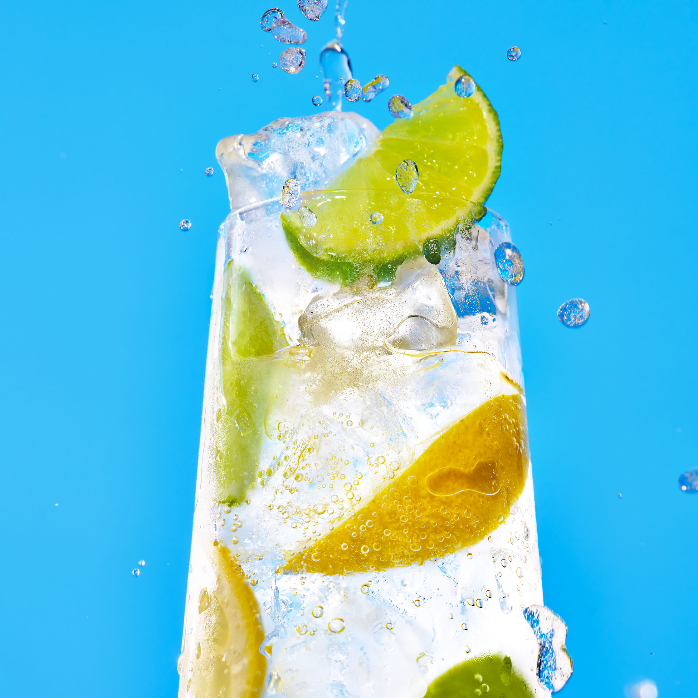 Malibu drink with lemon and lime