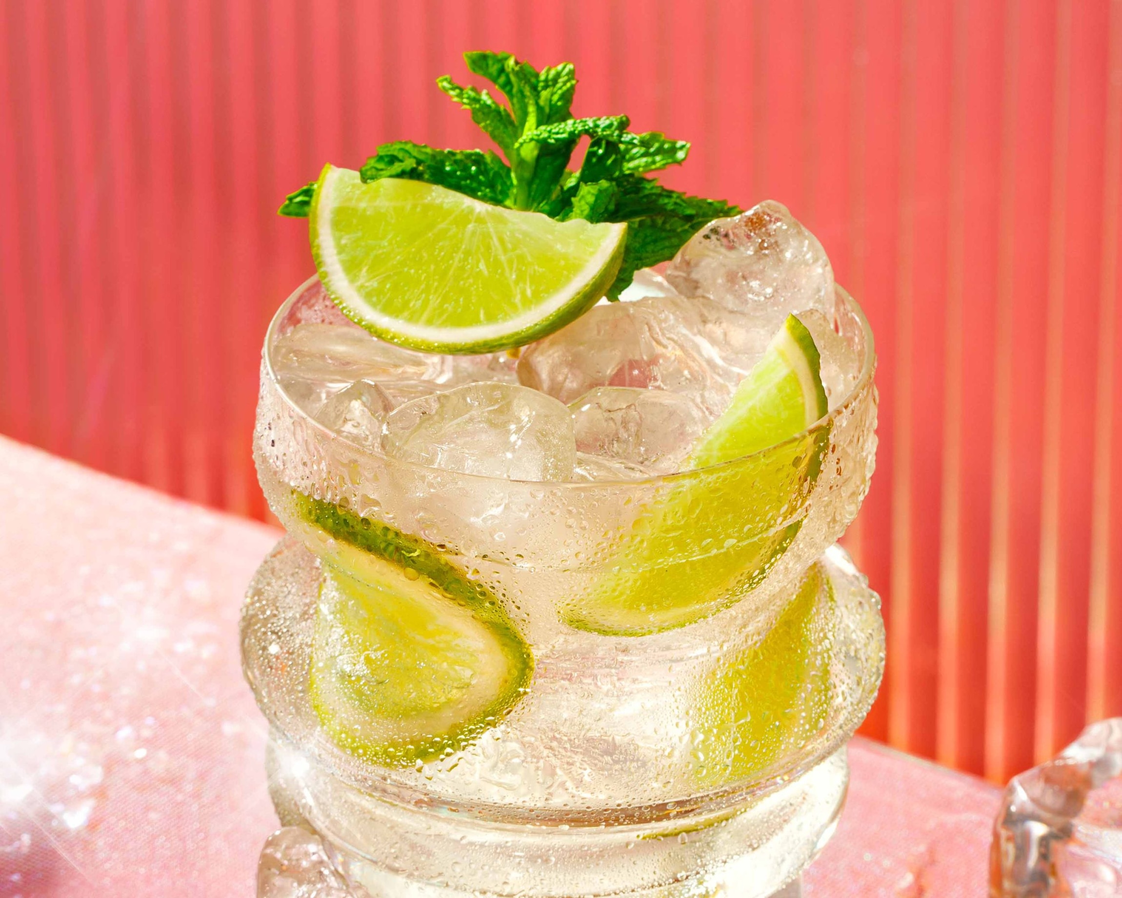 Malibu drink with lime