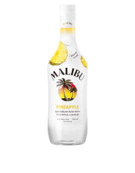 Pineapple Rum & Lemon Lime Soda Drink - Malibu Rum Drinks